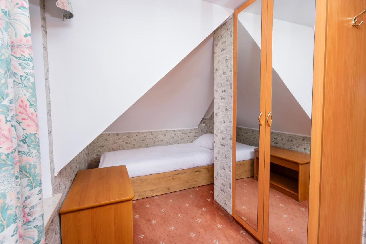 Hotel Victory Home Βαρσοβία Εξωτερικό φωτογραφία