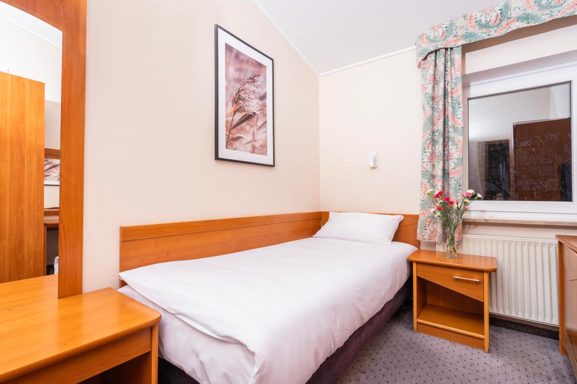 Hotel Victory Home Βαρσοβία Εξωτερικό φωτογραφία