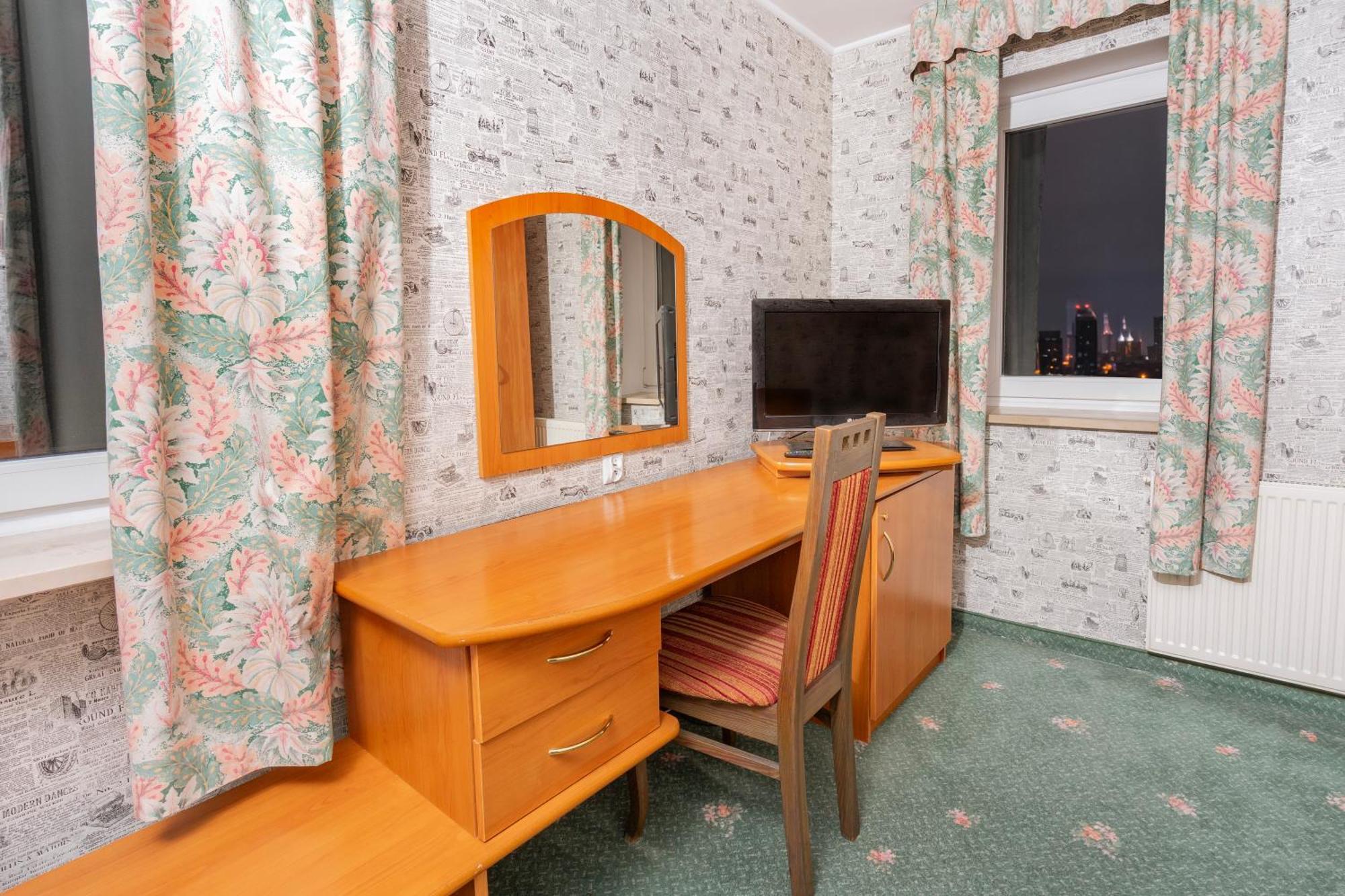 Hotel Victory Home Βαρσοβία Εξωτερικό φωτογραφία